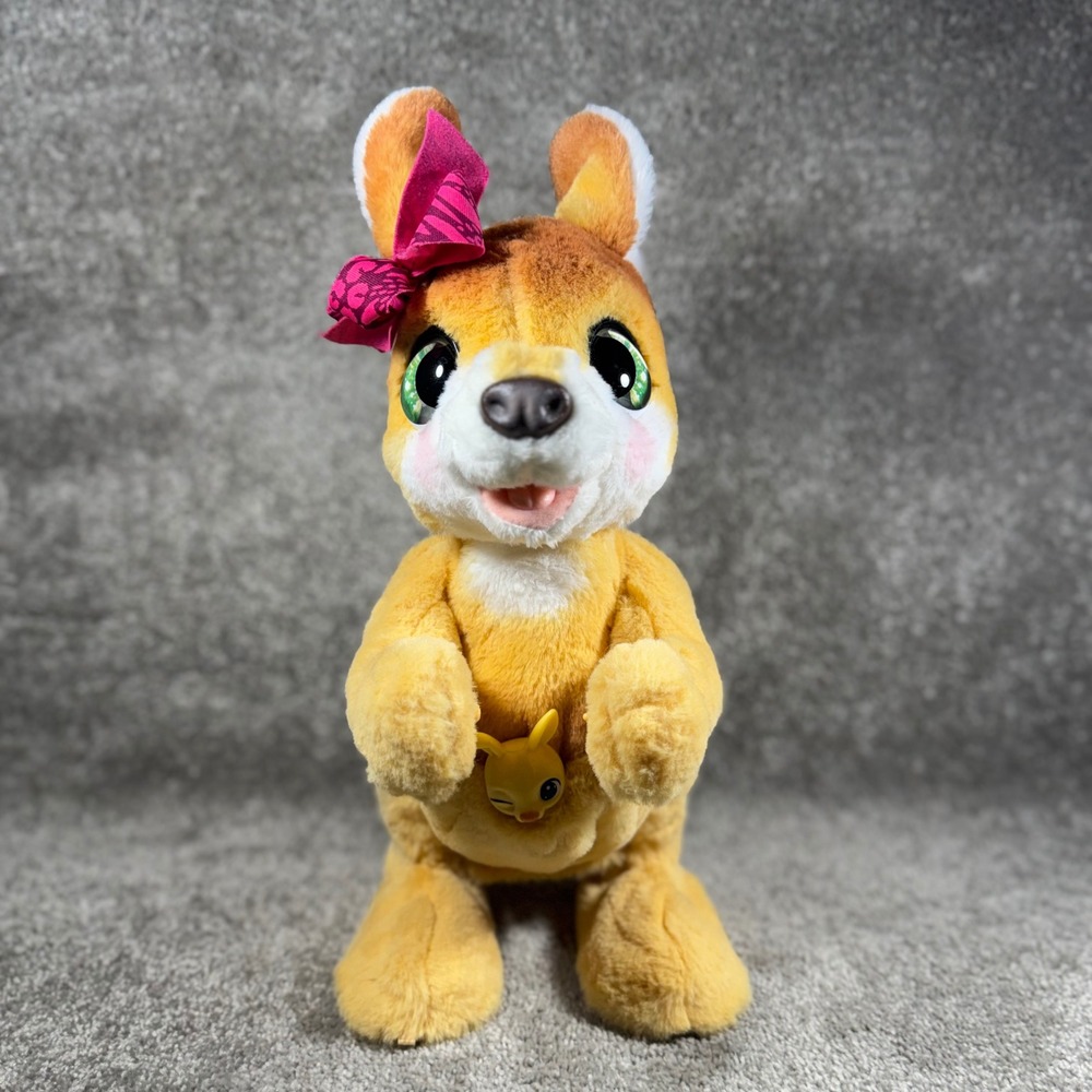 Hasbro FurReal Mama Josie Kangaroo Tan Interactive Plush Toy Kids 14in